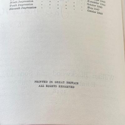 LOT 49L: Antique & Vintage Books - 1897 Quo Vadis by Henryk Sienkiewicz, 1881 Chapters in the History of Old S. Paul's, 1948...