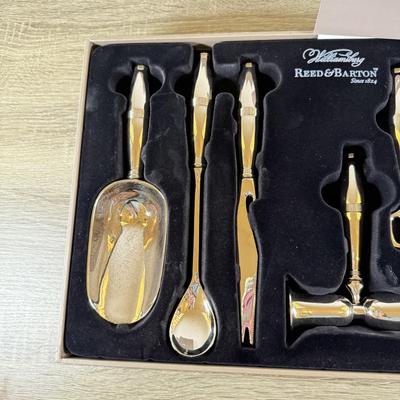 LOT 50L: Reed & Barton Williamsburg Silver Plate Bar Tool Set w/ Box