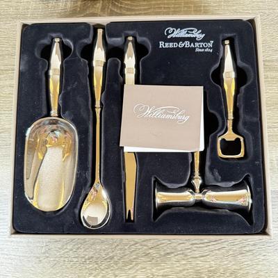 LOT 50L: Reed & Barton Williamsburg Silver Plate Bar Tool Set w/ Box