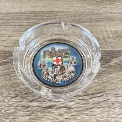 LOT 51M: Pipe Rack made in Italy, Boddingtons Bitter Ashtray w/ Collection of Pipes - Dr. Grabow, Italy, Angelo, Czech & More