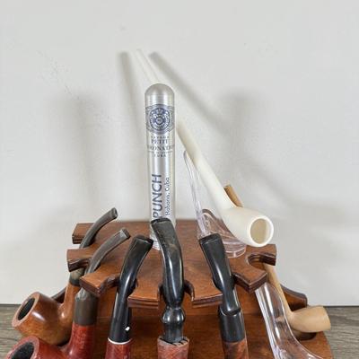 LOT 51M: Pipe Rack made in Italy, Boddingtons Bitter Ashtray w/ Collection of Pipes - Dr. Grabow, Italy, Angelo, Czech & More