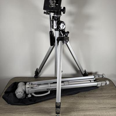LOT 72M: Camera Tripods - Targus TGT-66TR & Vintage Pro Model 1400C