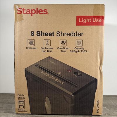 LOT 73L: NIB Staples Light Use 8-Sheet Paper Shredder Model SPL-OXC8A