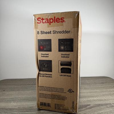 LOT 73L: NIB Staples Light Use 8-Sheet Paper Shredder Model SPL-OXC8A
