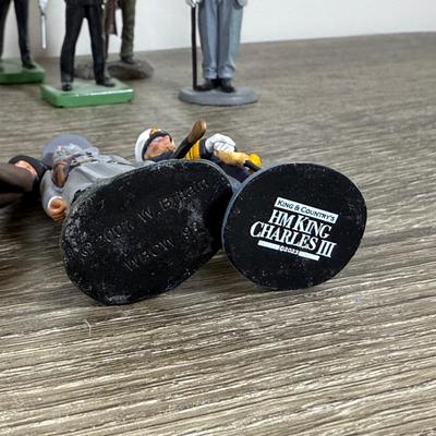 LOT 75M: Mini Metal & More Figurines incl. King & Country - Winston Churchill, HM King Charles III, Rooster Cogburn & Hercule...