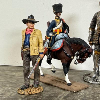 LOT 75M: Mini Metal & More Figurines incl. King & Country - Winston Churchill, HM King Charles III, Rooster Cogburn & Hercule...