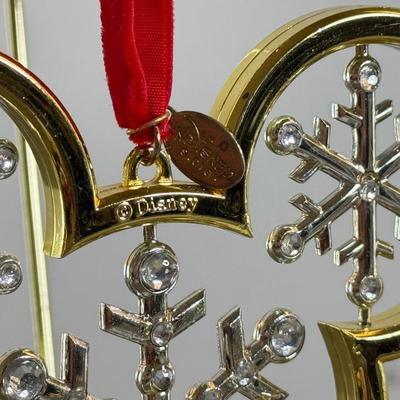 LOT 77M: Collection of Disney Trading Pins & Ornaments incl. Limited Edition Grumpy Ear Hat by Artist Derrick Lirette #1138/6500,...