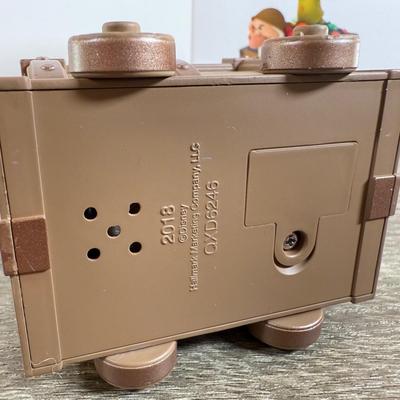 LOT 78M: Disney Hallmark Keepsake Ornaments w/ Boxes - The Hunchback of Notre Dame, Snow White & the Seven Dwarfs & Pinocchio