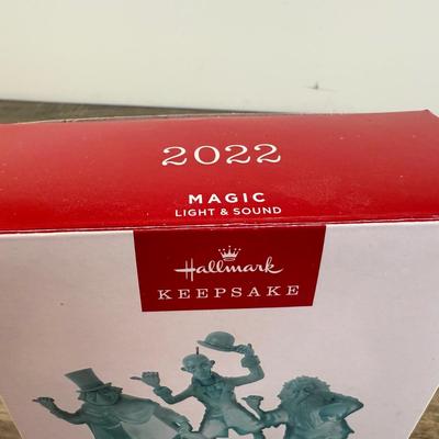 LOT 79M: Disney Hallmark Keepsake Ornaments w/ Boxes - Haunted Mansion, Peter Pan's Flight, Cinderella's Castle,...