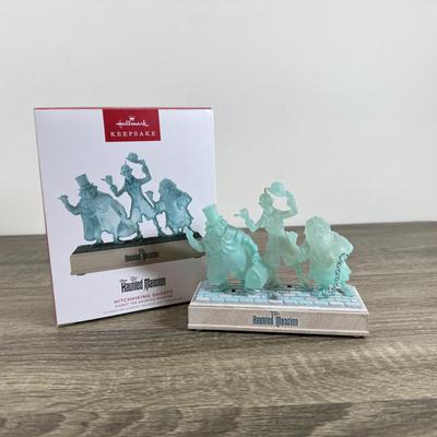 LOT 79M: Disney Hallmark Keepsake Ornaments w/ Boxes - Haunted Mansion, Peter Pan's Flight, Cinderella's Castle,...