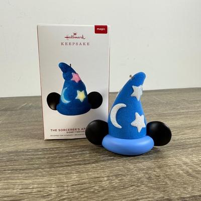 LOT 79M: Disney Hallmark Keepsake Ornaments w/ Boxes - Haunted Mansion, Peter Pan's Flight, Cinderella's Castle,...