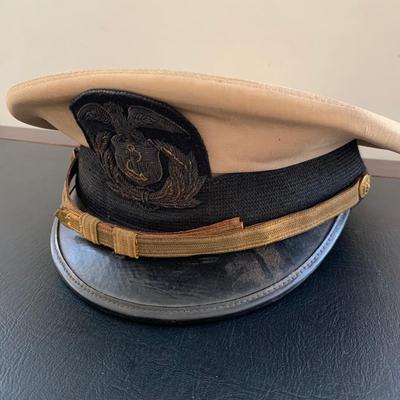 LOT 90 M: WW2 US Naval Officer Cap; "The Berkshire" by Berkshire Caps