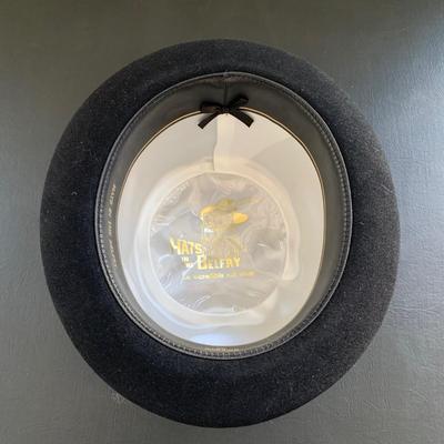 LOT 91 M: Scala Brown Wool Felt Size XL Cowboy Hat & Hats In The Belfry Black Felt Derby Hat Size 7 5/8