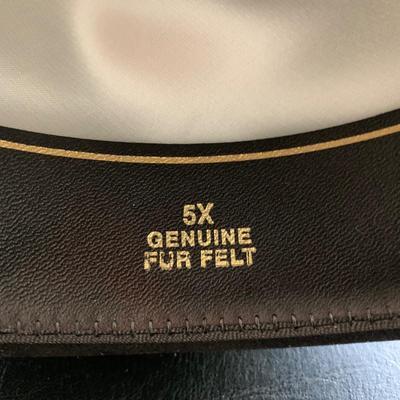 LOT 91 M: Scala Brown Wool Felt Size XL Cowboy Hat & Hats In The Belfry Black Felt Derby Hat Size 7 5/8