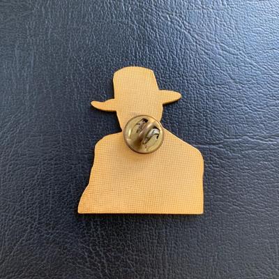 LOT 93 M: John Wayne Collection: 6 oz Stainless Steel Flask, Stamp Lapel Pins, Franklin Mint Collector's Playing Card Set, & More