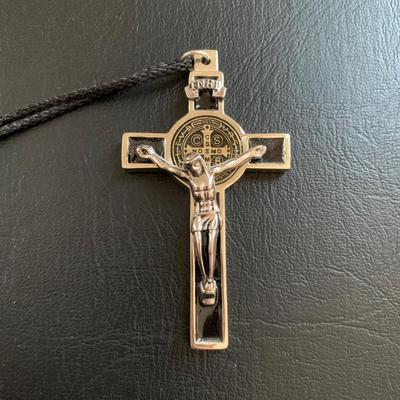 LOT 96 M: Religious Collection; The Nativity Of Jesus Christ Coin Set, Rosaries, Pendants, & More