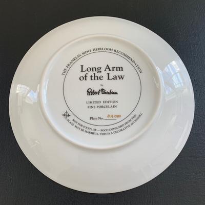 LOT 98 M: John Wayne Limited Edition Porcelain Plate Collection; Franklin Mint by Robert Tomenbaum; "The Legend Lives On",...