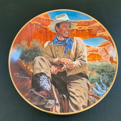 LOT 98 M: John Wayne Limited Edition Porcelain Plate Collection; Franklin Mint by Robert Tomenbaum; "The Legend Lives On",...