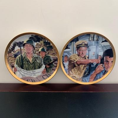LOT 99 M: John Wayne Limited Edition Porcelain Plate Collection; Franklin Mint by Robert Tomenbaum & Bradford Exchange by David Sutton