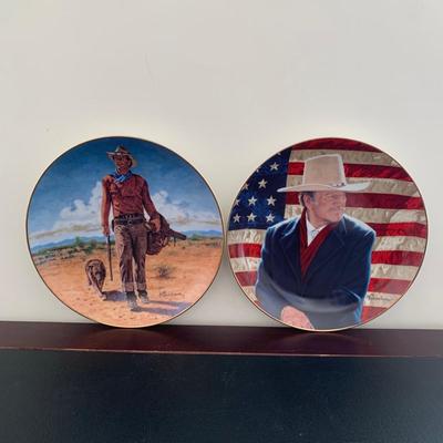 LOT 99 M: John Wayne Limited Edition Porcelain Plate Collection; Franklin Mint by Robert Tomenbaum & Bradford Exchange by David Sutton