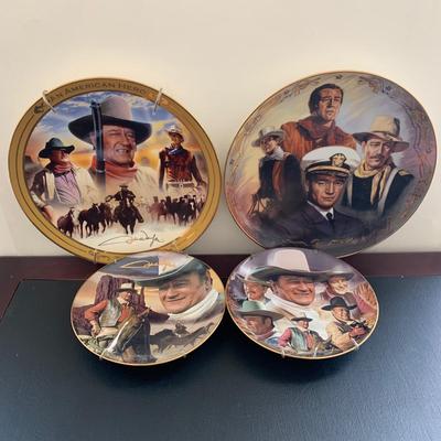 LOT 100 M: John Wayne Limited Edition Porcelain Plate Collection: Ernst Co. / Republic Pictures, Bradford Exchange, & Franklin Mint