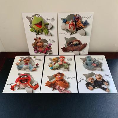 LOT 105 M: The Muppets Collection: Lego Figures, Posable Kermit w/ Banjo Figure, Statler & Waldorf in Balcony Figures, "The...