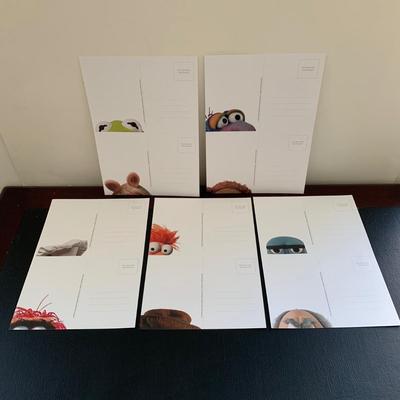 LOT 105 M: The Muppets Collection: Lego Figures, Posable Kermit w/ Banjo Figure, Statler & Waldorf in Balcony Figures, "The...