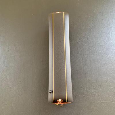 LOT 106 M: Hawthorne Village John Wayne Bachmann Train Collection