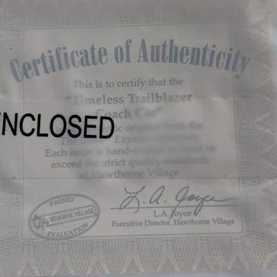 LOT 106 M: Hawthorne Village John Wayne Bachmann Train Collection