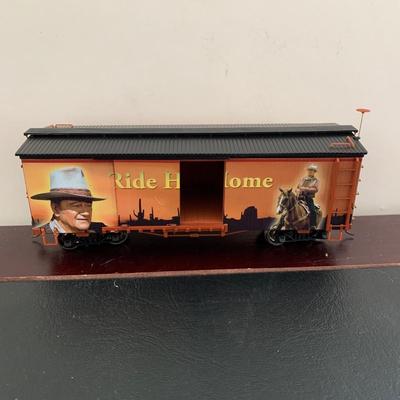 LOT 106 M: Hawthorne Village John Wayne Bachmann Train Collection