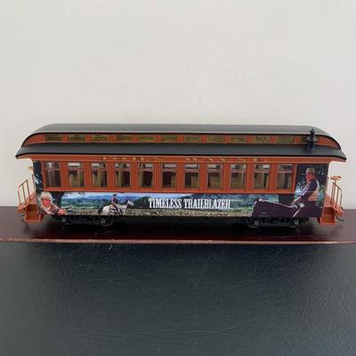 LOT 106 M: Hawthorne Village John Wayne Bachmann Train Collection