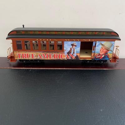 LOT 106 M: Hawthorne Village John Wayne Bachmann Train Collection