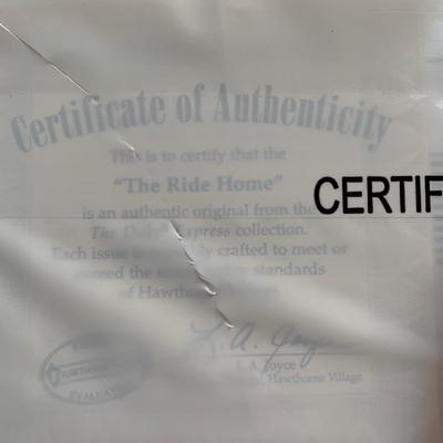 LOT 106 M: Hawthorne Village John Wayne Bachmann Train Collection