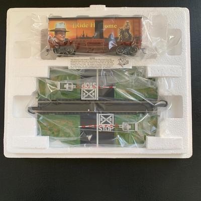 LOT 106 M: Hawthorne Village John Wayne Bachmann Train Collection