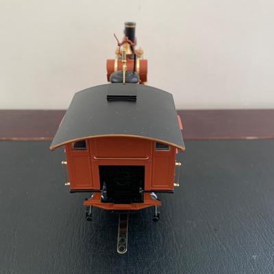 LOT 106 M: Hawthorne Village John Wayne Bachmann Train Collection