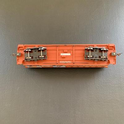 LOT 106 M: Hawthorne Village John Wayne Bachmann Train Collection