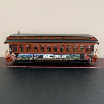 LOT 106 M: Hawthorne Village John Wayne Bachmann Train Collection