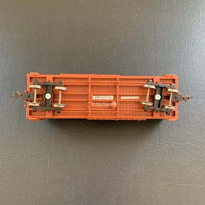 LOT 106 M: Hawthorne Village John Wayne Bachmann Train Collection