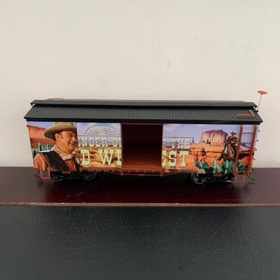 LOT 107 M: Hawthorne Village John Wayne Bachmann Train Collection