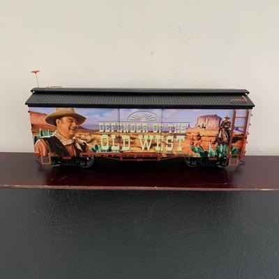 LOT 107 M: Hawthorne Village John Wayne Bachmann Train Collection
