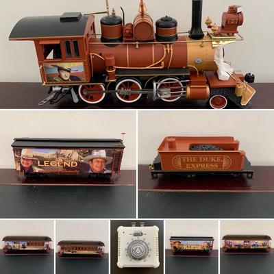 LOT 107 M: Hawthorne Village John Wayne Bachmann Train Collection