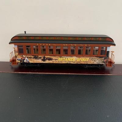LOT 107 M: Hawthorne Village John Wayne Bachmann Train Collection