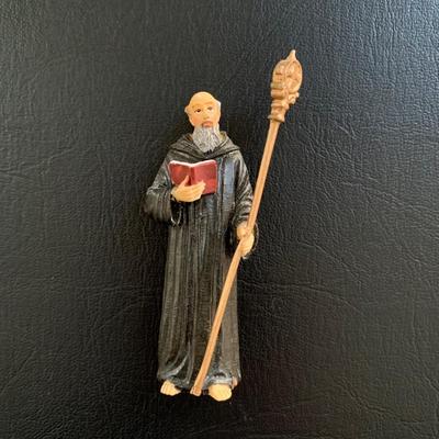 LOT 108 M: Religious Collection: Crucifixes, Figures, Teleflora Music Box, & Hidden Nativity Egg