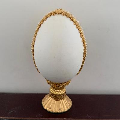 LOT 108 M: Religious Collection: Crucifixes, Figures, Teleflora Music Box, & Hidden Nativity Egg