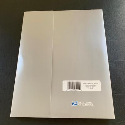 LOT 114 M: Stamp Yearbook Collection 1997 - 2000 & 2004