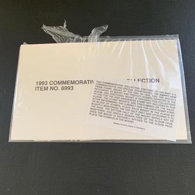 LOT 115 M: Stamp Yearbook Collection 1992 - 1995