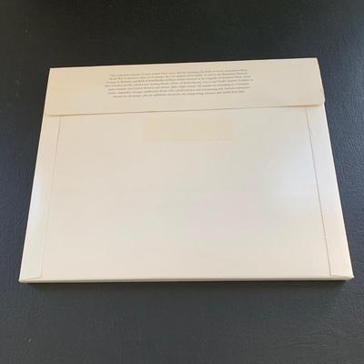 LOT 115 M: Stamp Yearbook Collection 1992 - 1995