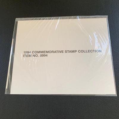 LOT 115 M: Stamp Yearbook Collection 1992 - 1995