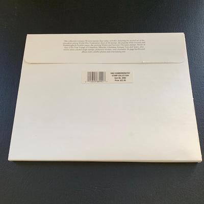 LOT 115 M: Stamp Yearbook Collection 1992 - 1995