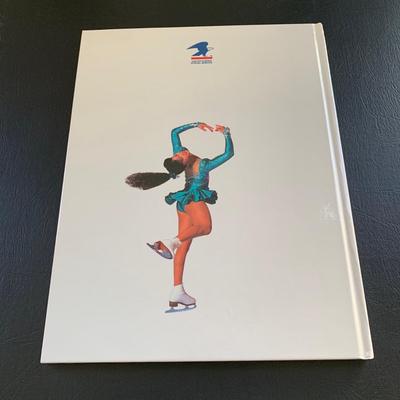 LOT 115 M: Stamp Yearbook Collection 1992 - 1995